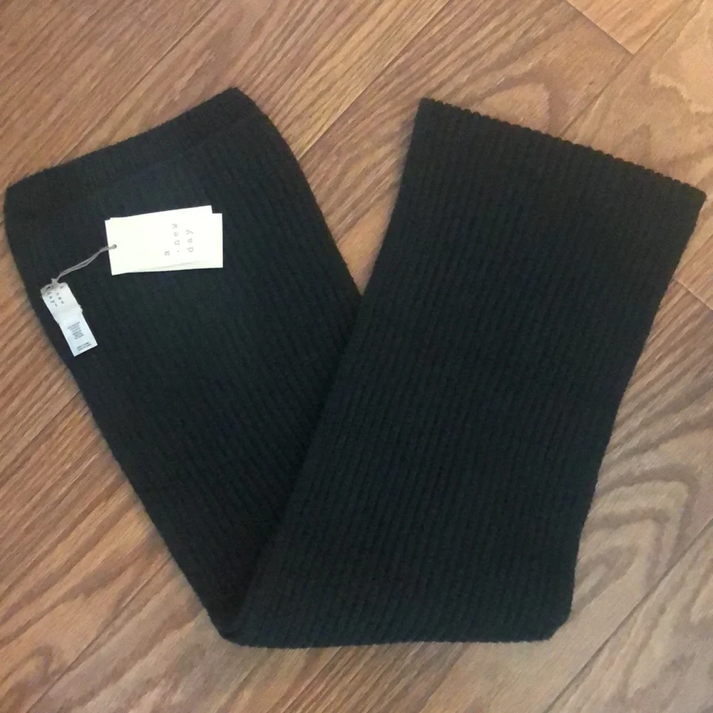 Women’s Dark EverGreen shaker stitch knit scarf